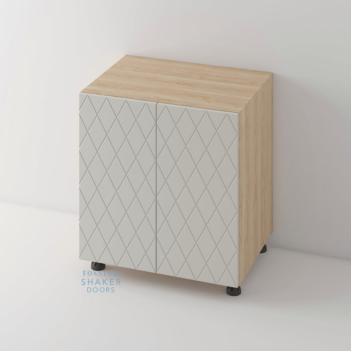 QUINS Pattern Kitchen Door and Siena Cabinet - Foxstow