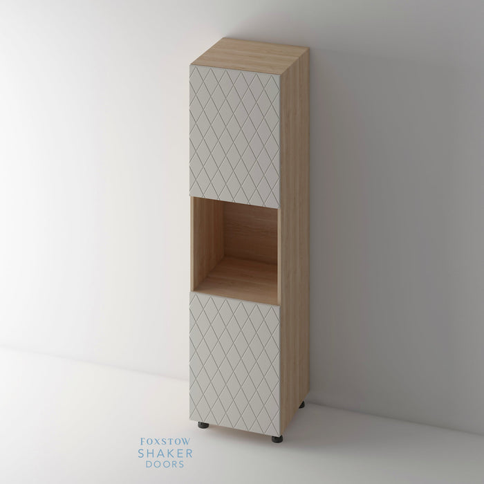 QUINS Pattern Kitchen Door and Hickory Cabinet - Foxstow