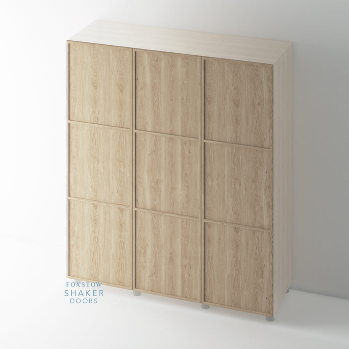 Super Skinny Shaker OAK 3 Panel Wardrobe Door - Foxstow