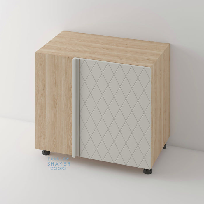 QUINS Pattern Kitchen Door and Hickory Cabinet - Foxstow