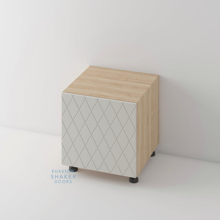 QUINS Pattern Kitchen Door and Siena Cabinet - Foxstow