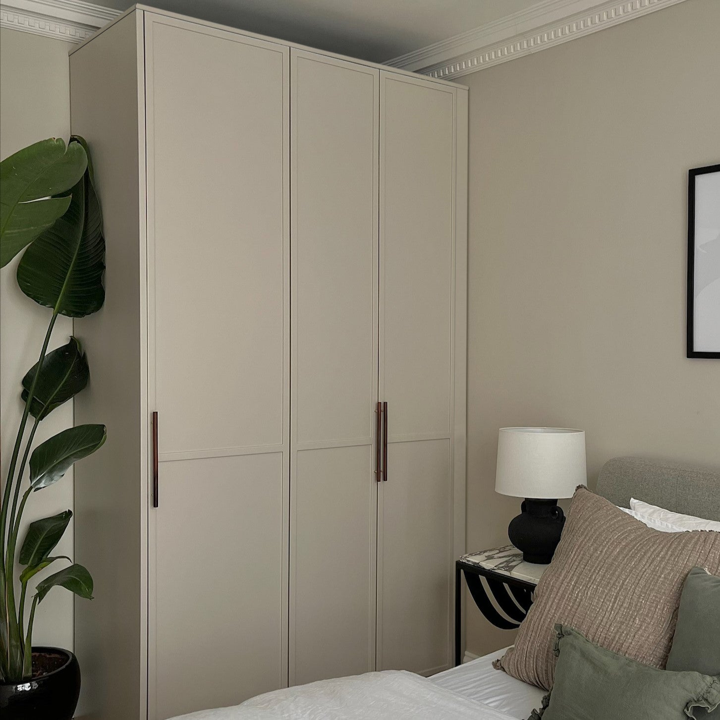 Slimline Shaker Pax Wardrobe