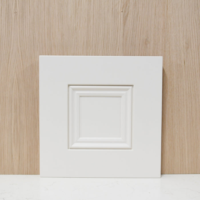 Shaker with OGEE Mouldings Sample - Foxstow