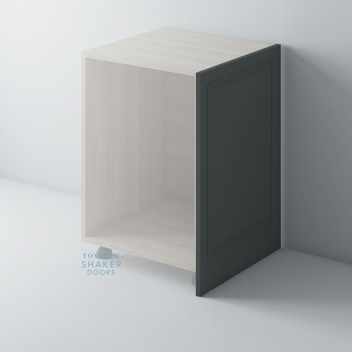 Painted, Flat End Panel with Reed Moulding for HOWDENS - Foxstow